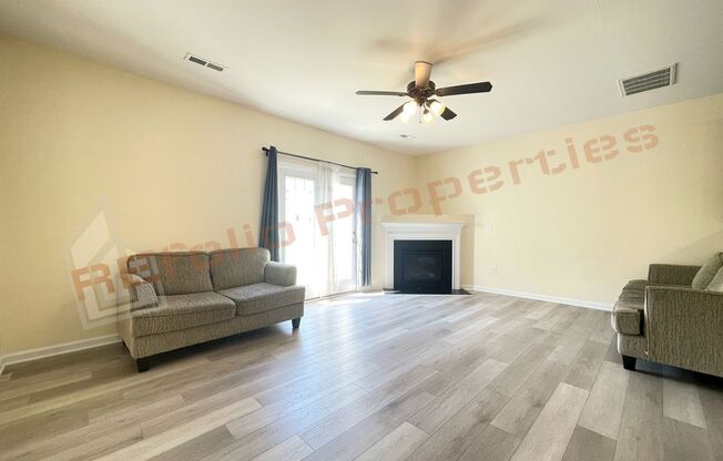 3 beds, 2.5 baths, $1,635, Unit #510
