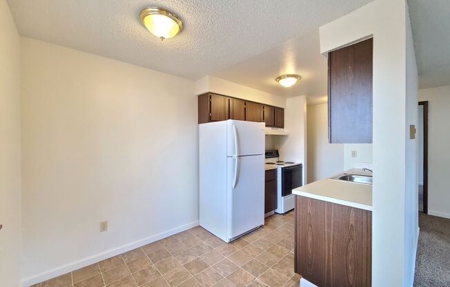 1 bed, 1 bath, 500 sqft, $950, Unit 721 S Lincoln Pl #2