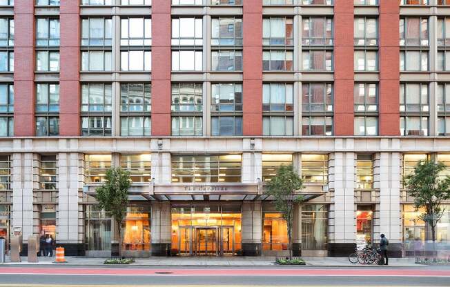1 bed, 1 bath, $6,400, Unit 1209