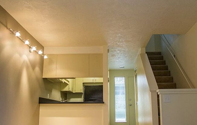1 bed, 1 bath, 625 sqft, $1,388, Unit 0032