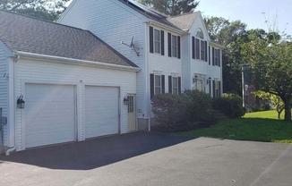 27 TAYLA DR