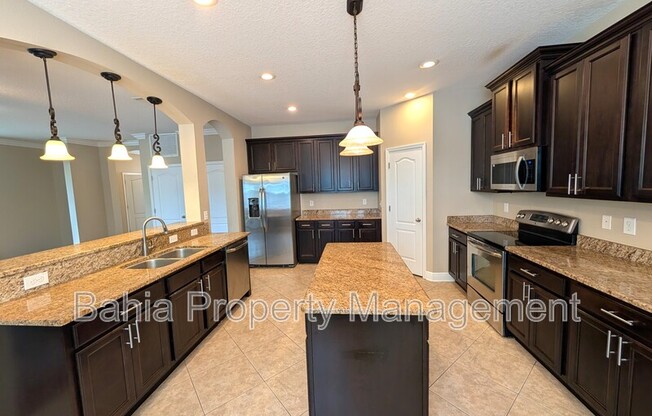 7714 LANDCARE LN