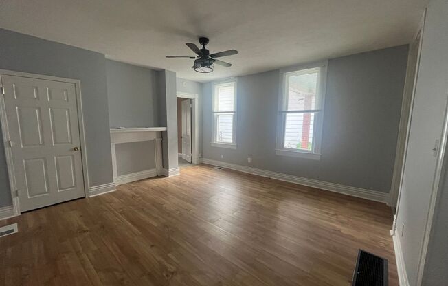 2 beds, 1 bath, $1,700