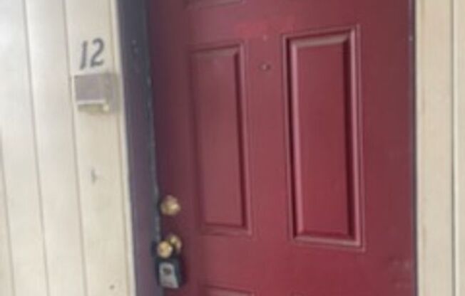 2640 W 3800 S (Valley Fair 16 Plex)
