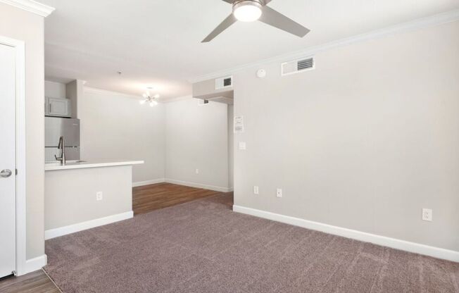 2 beds, 2 baths, 972 sqft, $1,599, Unit 320