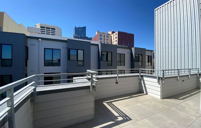 1 bed, 1 bath, $2,700, Unit Unit 6