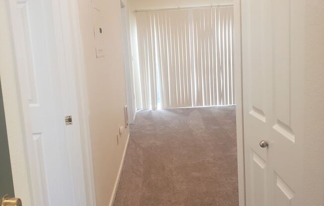 1 bed, 1 bath, $1,295, Unit 112