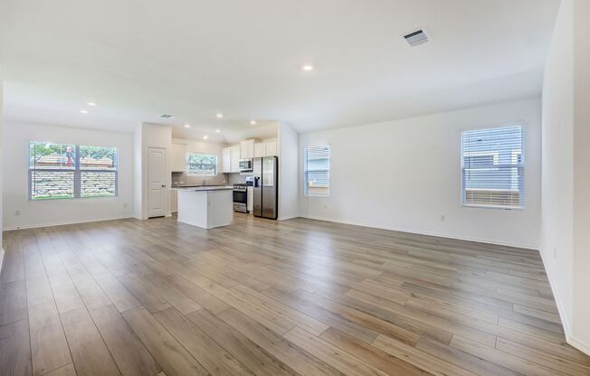 Coming soon: Beautiful 3 bedroom/2 bath