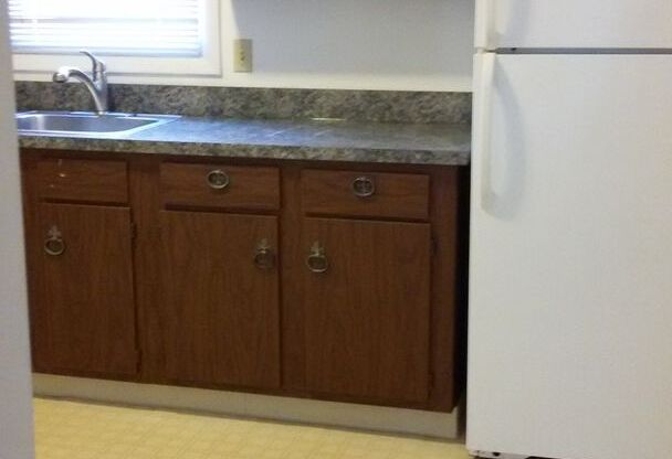 Meadowbrook Apartments