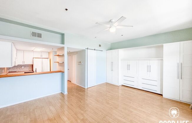 Beautiful Studio in North Park with Walk-In Closet, Private Balcony & In-Unit Laundry
