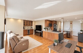 1 bed, 1 bath, 869 sqft, $3,400, Unit 6E