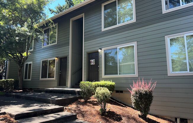 2 beds, 1 bath, 900 sqft, $1,429, Unit 85H