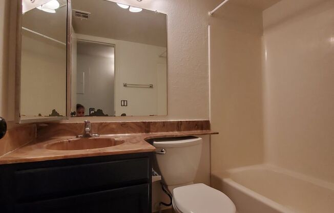 2 beds, 2 baths, $1,350