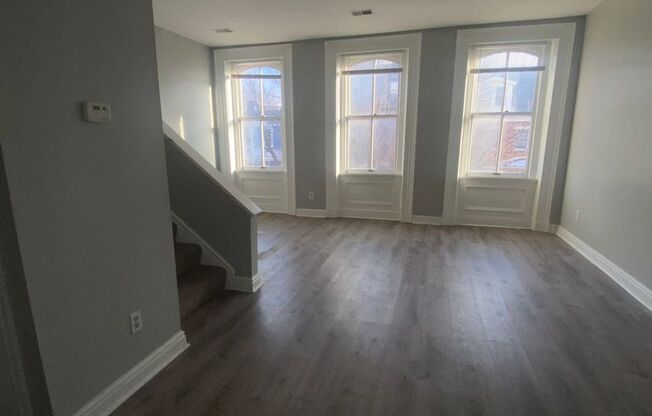 2 beds, 1 bath, $1,450, Unit Unit 201