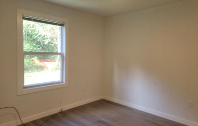 2 beds, 1 bath, $1,875, Unit 18951