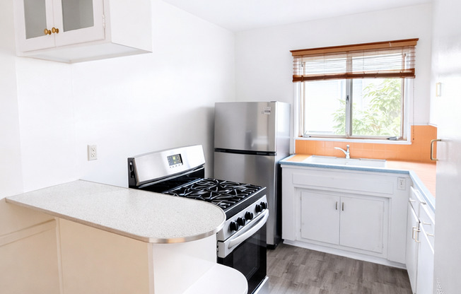 3553 Sepulveda Blvd.