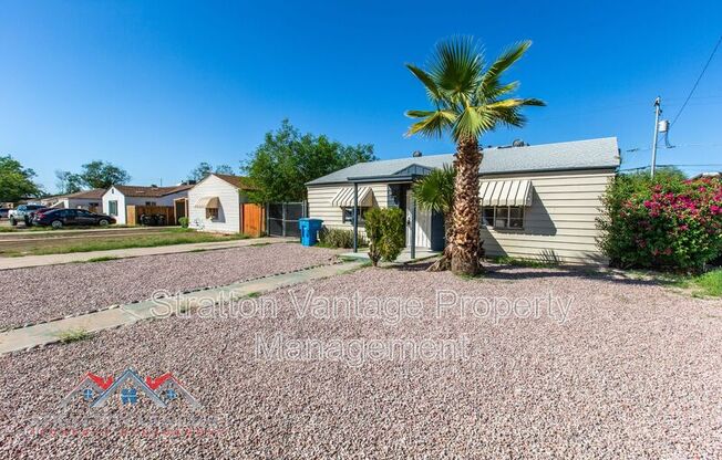 1324 W CLARENDON AVE