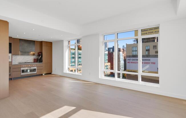 555 W 22 ST