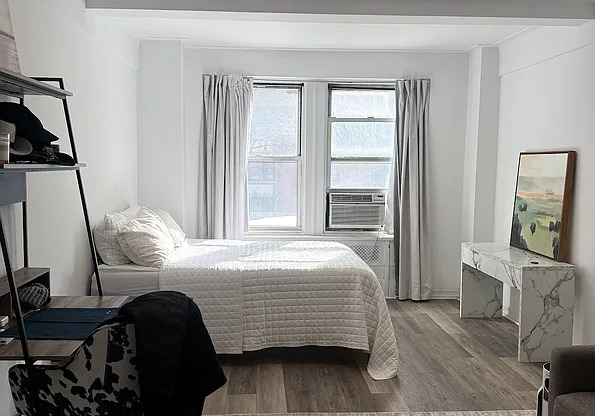 Studio, 1 bath, $2,800, Unit 2D