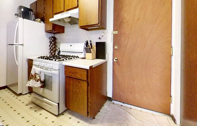 1 bed, 1 bath, 815 sqft, $2,400, Unit 1311 2A