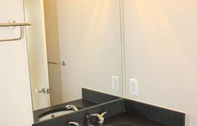 2 beds, 2 baths, 850 sqft, $3,675, Unit 103