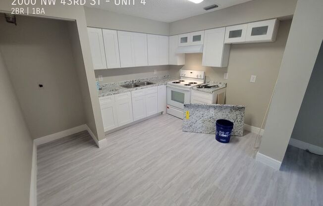 2 beds, 1 bath, 775 sqft, $1,199