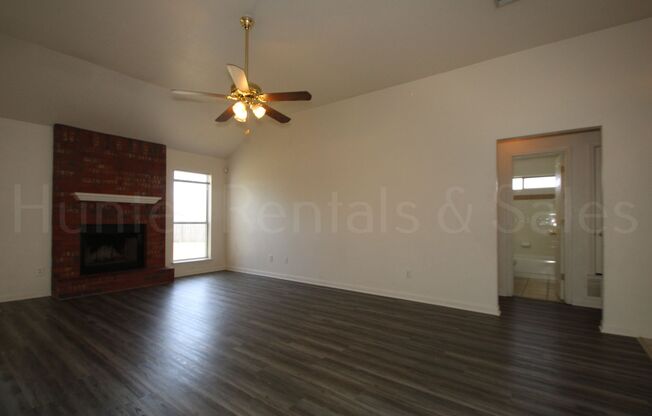 4 beds, 2 baths, $1,575