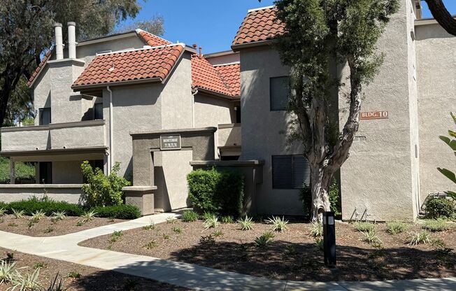 Great 2 Bedroom 2 bath - Villamira  Community, Laguna Niguel
