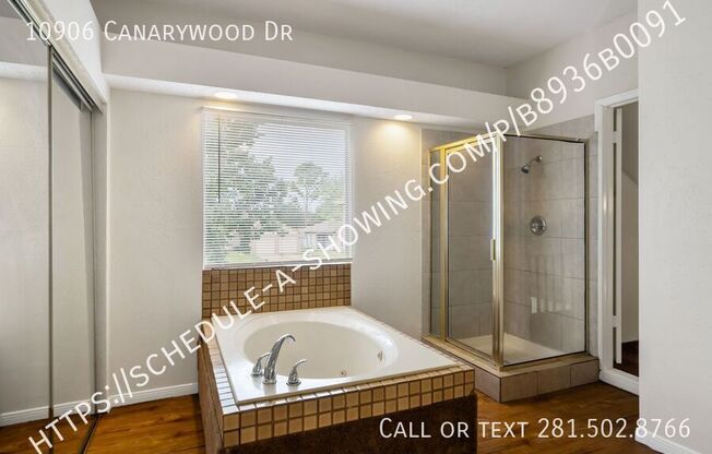 10906 CANARYWOOD DR
