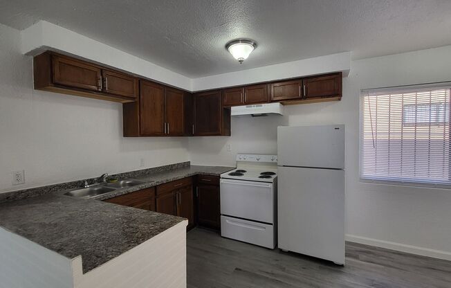 2 beds, 2 baths, $1,200