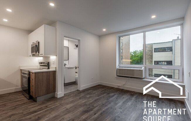 941 W Carmen St #102