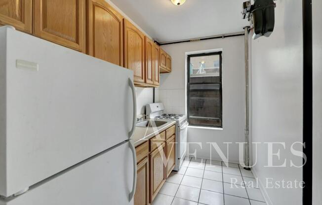 1 bed, 1 bath, 678 sqft, $2,000, Unit 3R