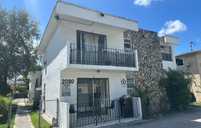 2 Bed/ 1 Bath in Little Havana