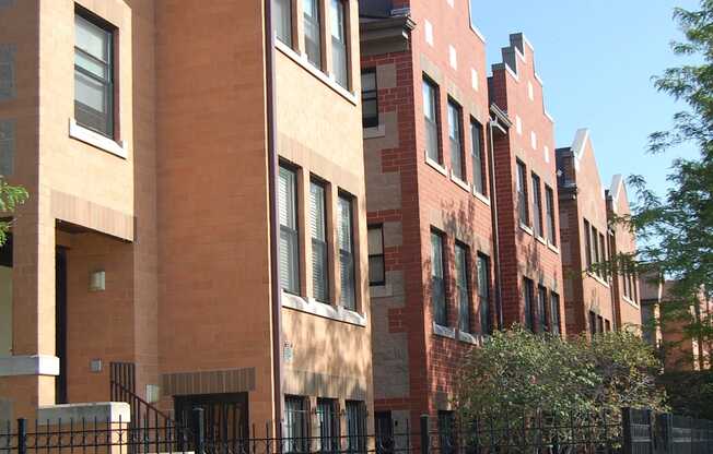 Willard Square Apartments