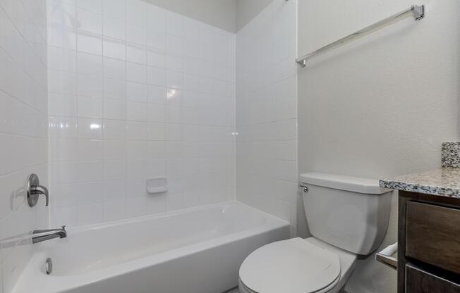 1 bed, 1 bath, 588 sqft, $1,260