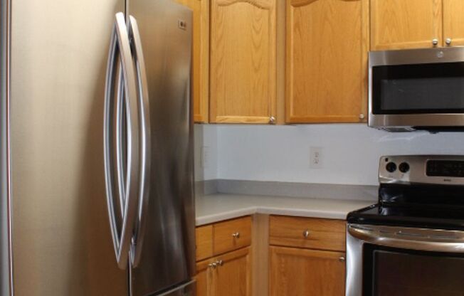 Deer Creek - 2nd Floor 2 bedroom/2 Bath Condo!