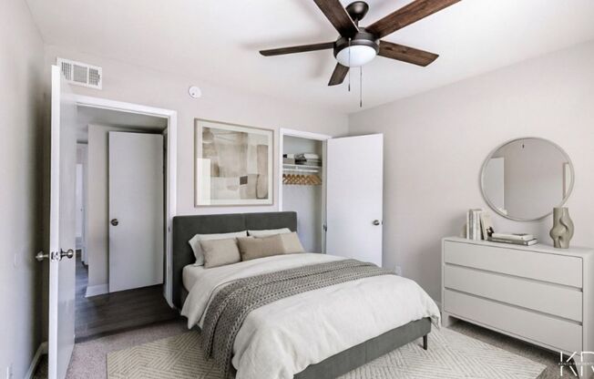 2 beds, 1 bath, 850 sqft, $1,150, Unit 26-A4