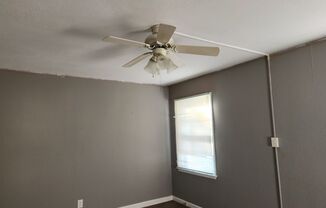 3 beds, 1 bath, $1,066