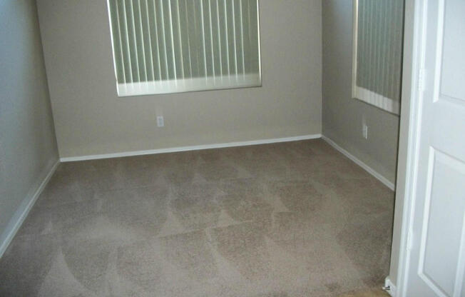 Beautiful 3 bedroom, two bath in the Volterra Community available October 1st!!!