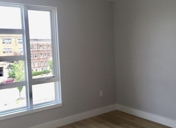 2 beds, 2 baths, 951 sqft, $4,000, Unit 309