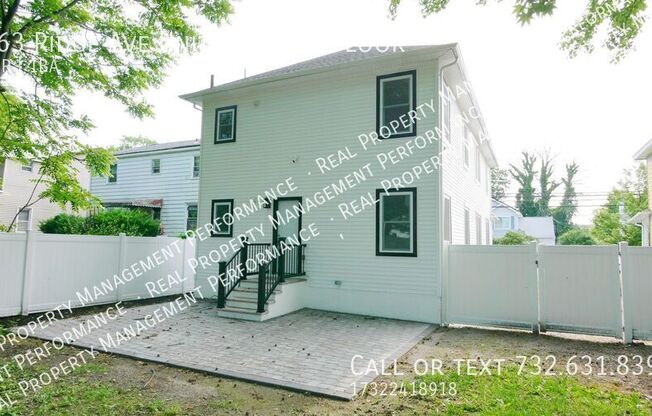 163 RDG AVE