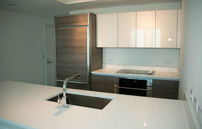 2 beds, 2 baths, $4,125, Unit # 2407