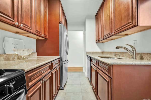 2 beds, 1 bath, $2,500, Unit 2K