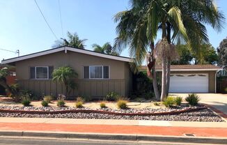 4 Bedroom Home in Clairemont with Private Backyard