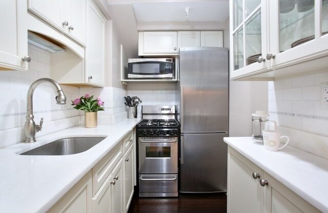 164 BEACON ST