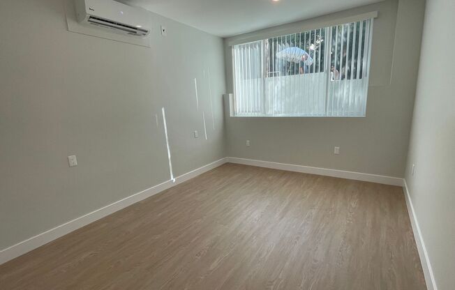 2 beds, 2 baths, 895 sqft, $3,398, Unit 100