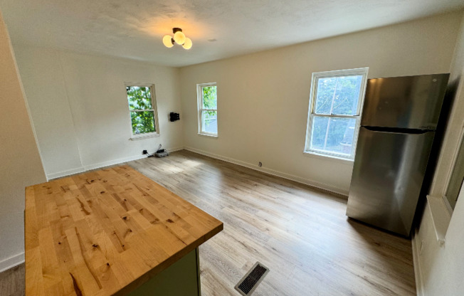 4345 DAKOTA ST