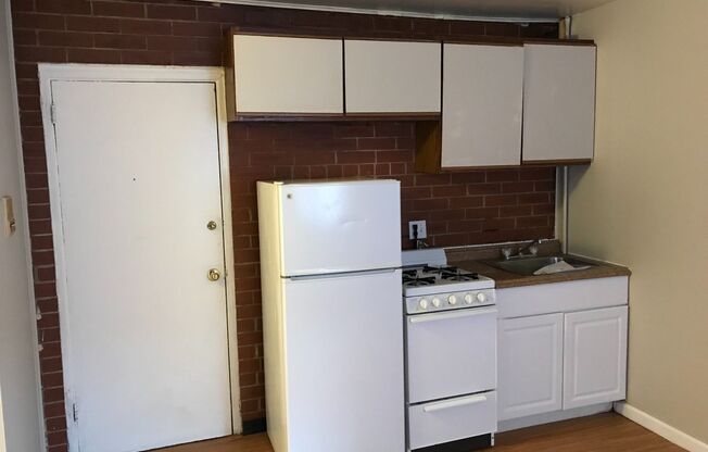 1293 Neil Ave. apartment units for lease