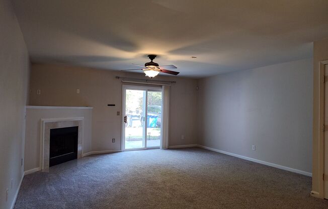 2 beds, 2.5 baths, $1,600