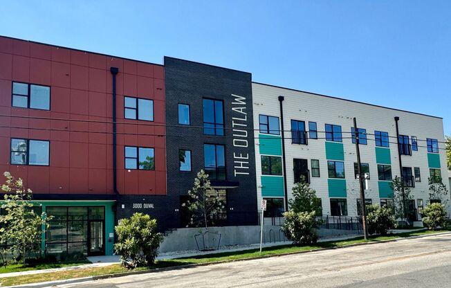 High-End New Construction Condo Walk to UT!